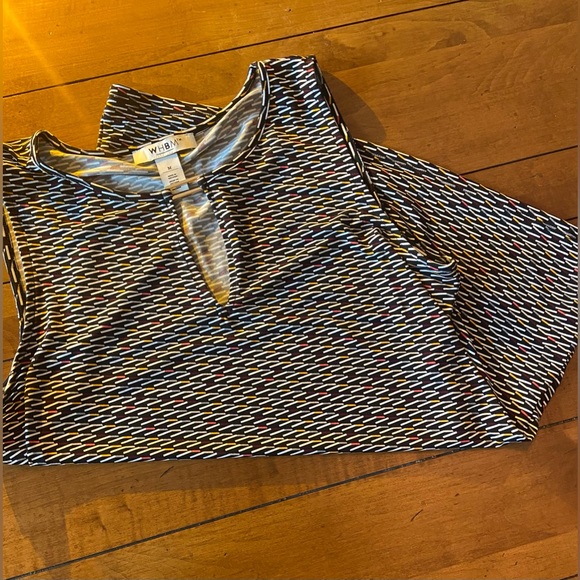 White House Black Market patterned tank, US size- medium - Picture 2 of 5